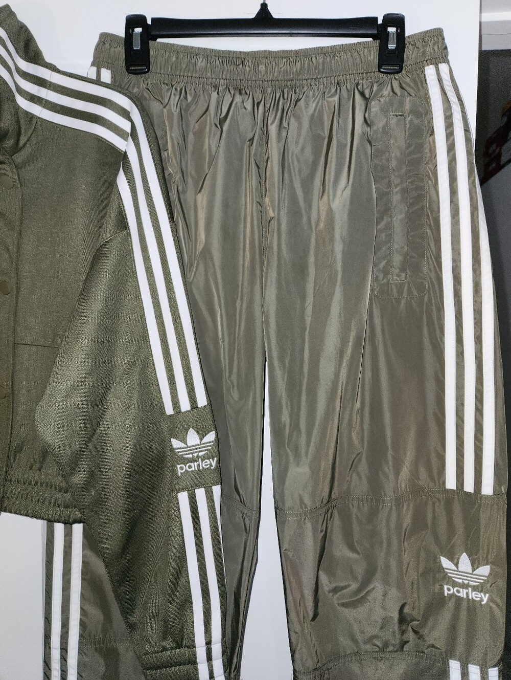 NWT Adidas Originals Womens Parley Track Suit | M - Picture 3 of 11